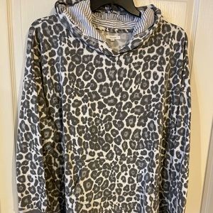 Gray Leopard Plus Size Hoodie